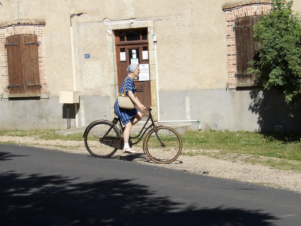 Reconstitution d'une liaison clandestine de la résistance - livraison du quartz